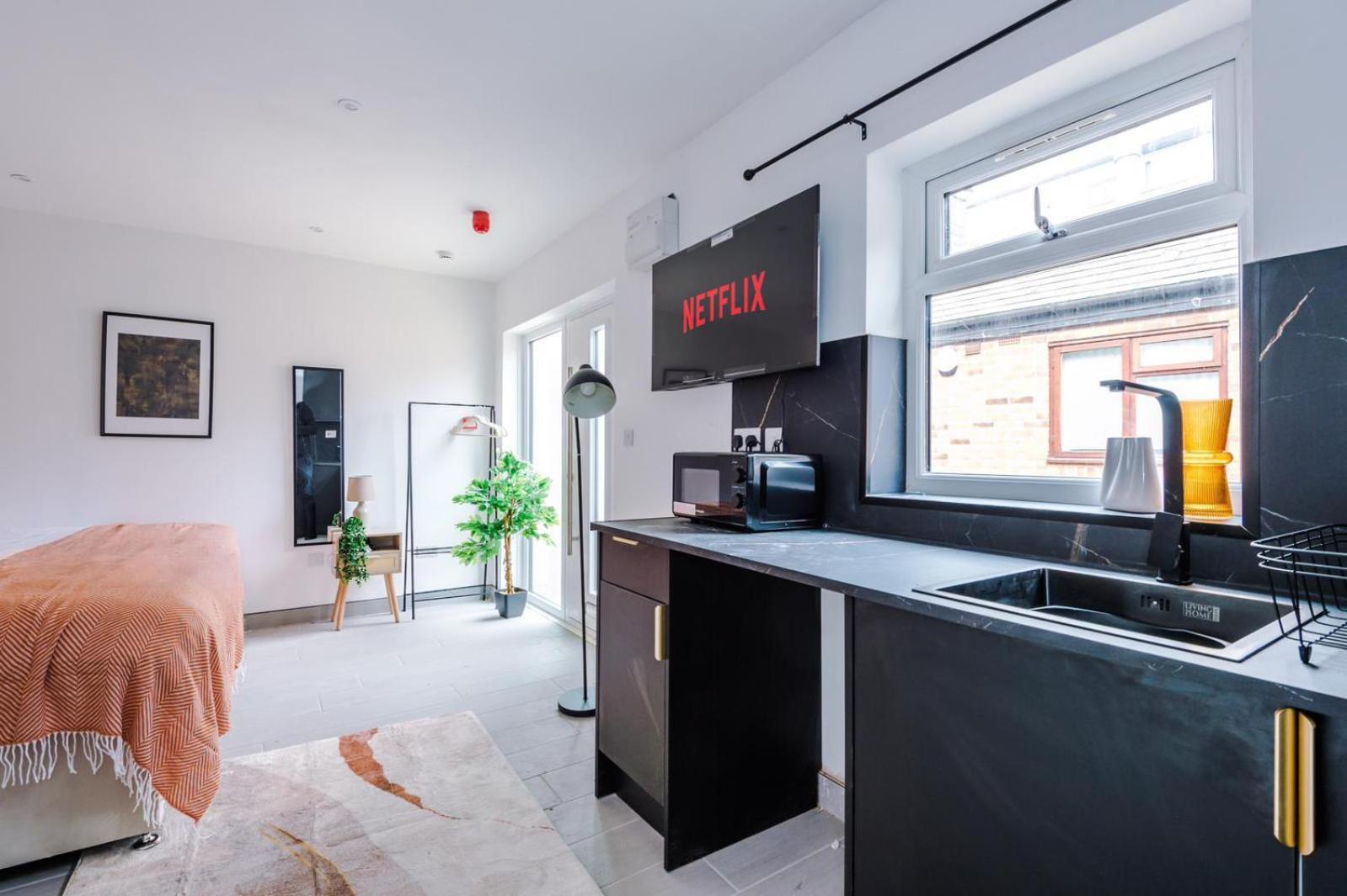 Comfort Style Brand New Selly Oaks Apartment Birmingham Esterno foto